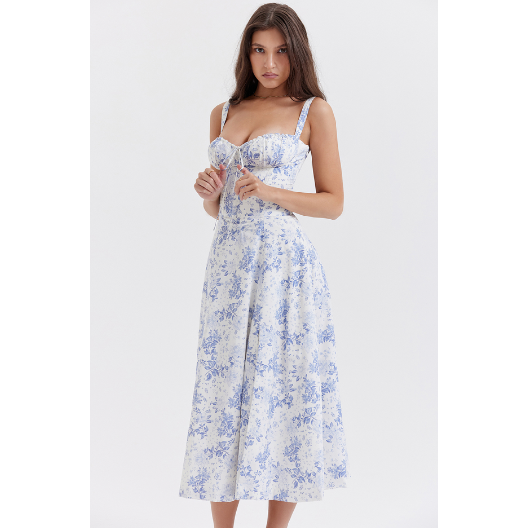 House of CB Carmen Midi in Blue Floral Print, Size L (Plus Cup). Perfect for the races, wineries, bottomless brunch etc. Zip up side and corset like closed back to adjust tightness. Has a small slit on leg of dress. Front on view of dress