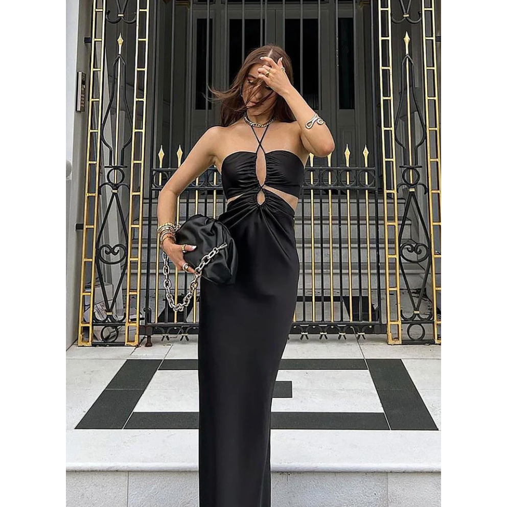 Jagger and Stone Ruby Maxi in Black, Size 6. Has intersecting front pieces with the bust piece attached to the skirt area by strings that can be tightened. Zip on back of dress skirt area. Best suited for formal events.